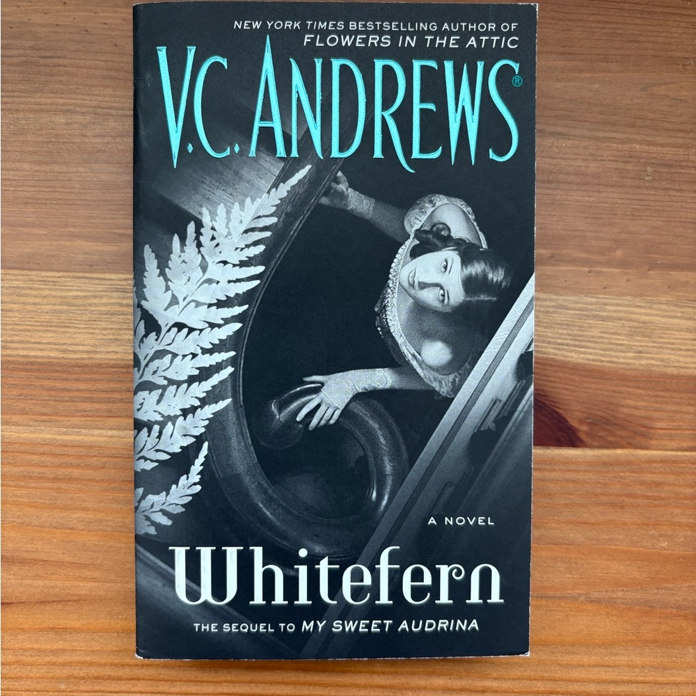 V.C. Andrews - Whitefern
